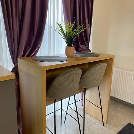 Kc Studio&apartment Апартаменти *