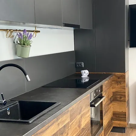 Апартаменти Kc Studio&apartment Брашов
