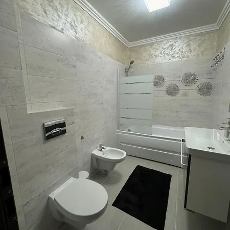 Апартаменти Kc Studio&apartment Брашов